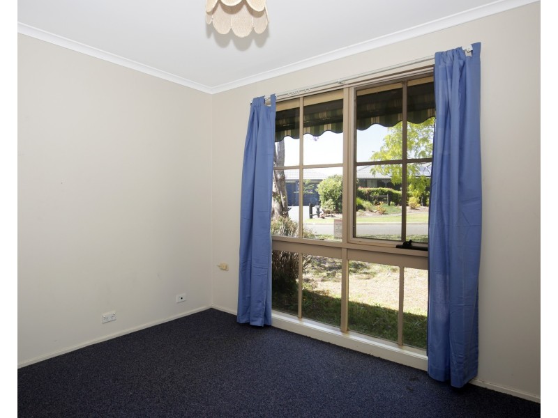 9 Wasdale Place, Bomaderry NSW 2541