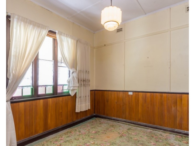 88 Shoalhaven Street, Nowra NSW 2541