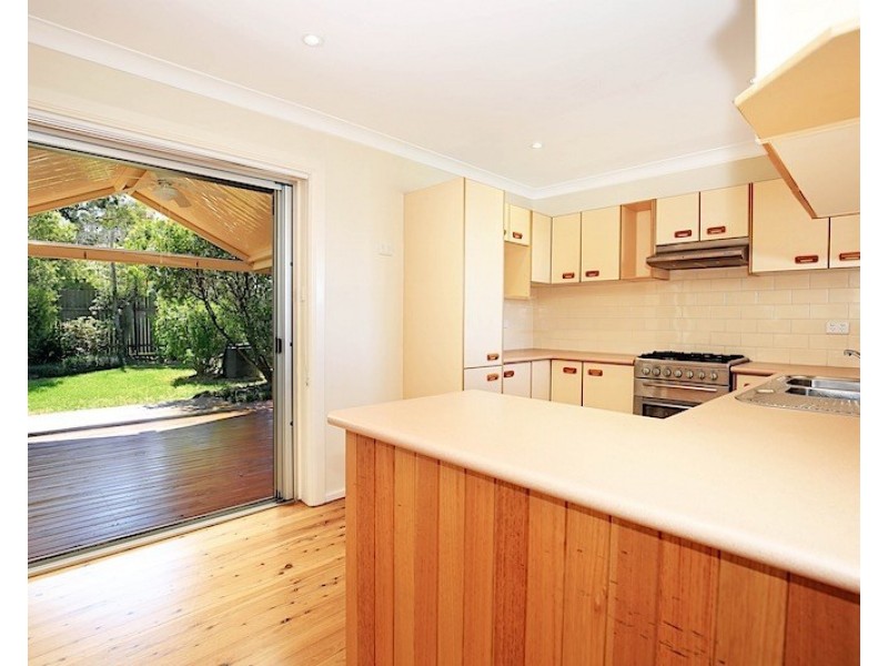 5 Crest Avenue, North Nowra NSW 2541