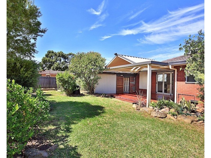 5 Crest Avenue, North Nowra NSW 2541
