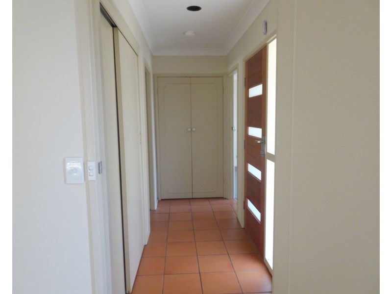 16 Castle Glen, North Nowra NSW 2541