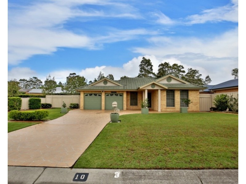 10 Burradoo Crescent, Nowra NSW 2541