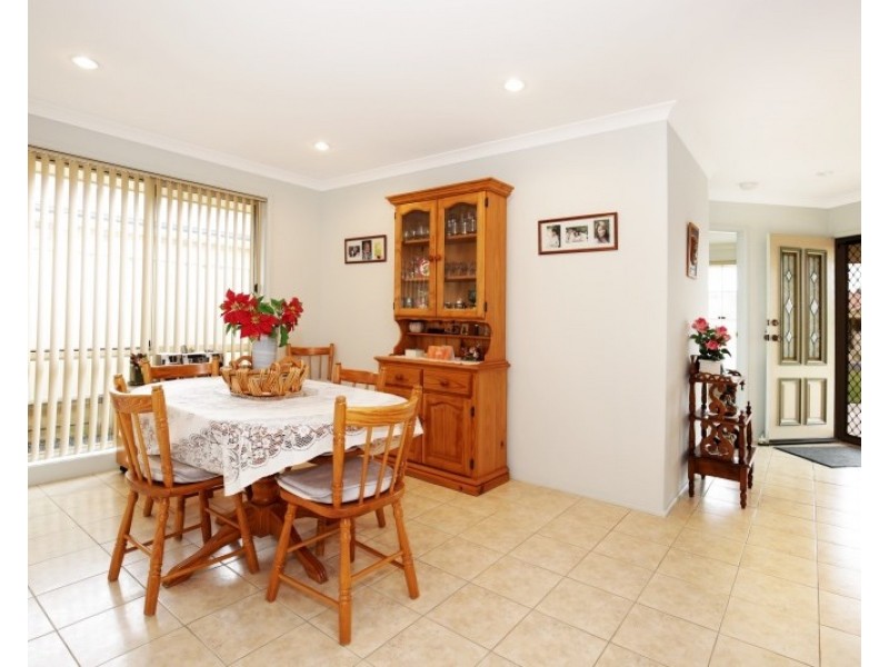 10 Burradoo Crescent, Nowra NSW 2541