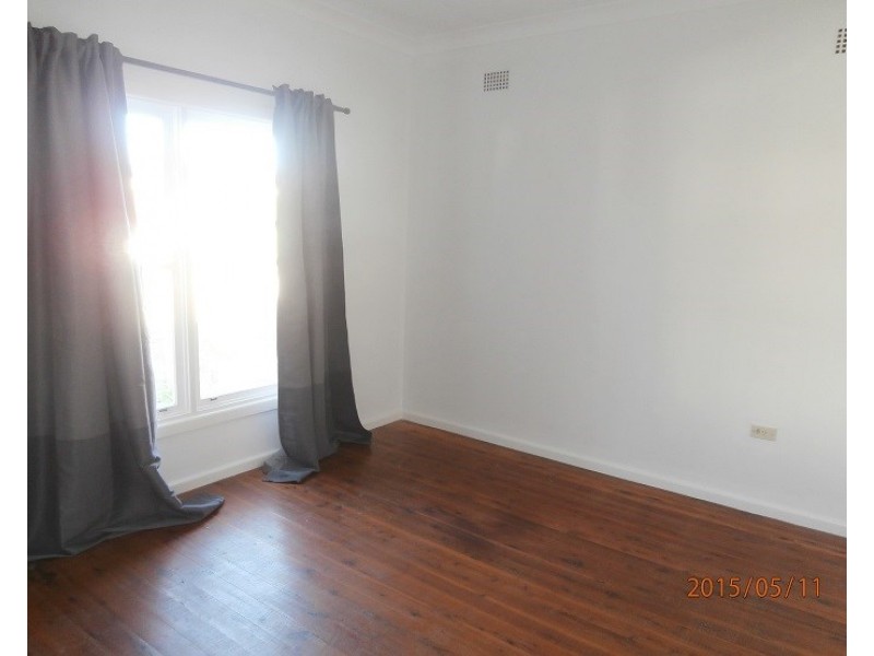 137 Berry Street, Nowra NSW 2541