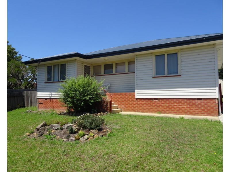 3 Peace Street, Bomaderry NSW 2541