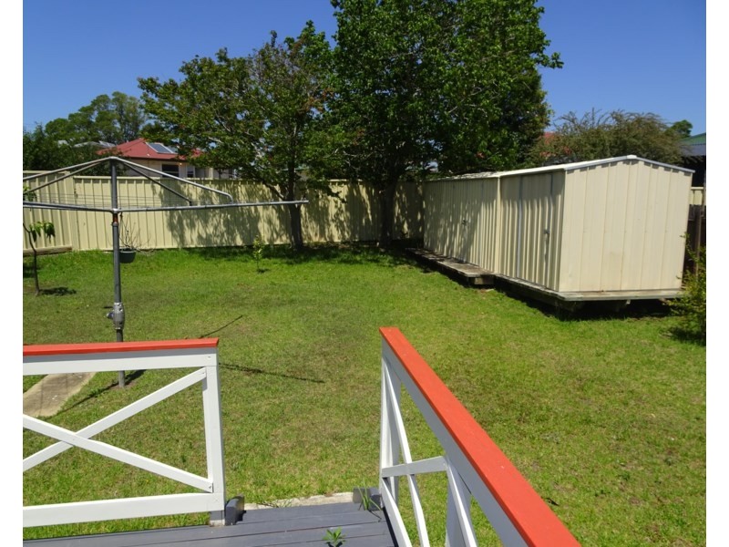 3 Peace Street, Bomaderry NSW 2541