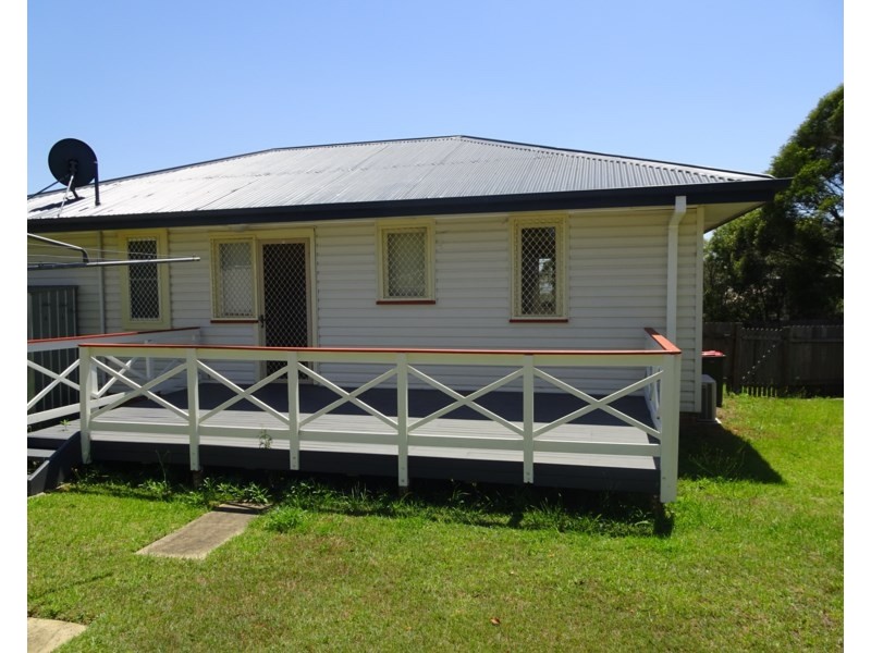 3 Peace Street, Bomaderry NSW 2541