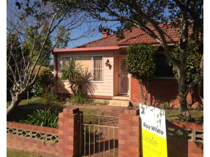 26 Douglas Street, Nowra NSW 2541