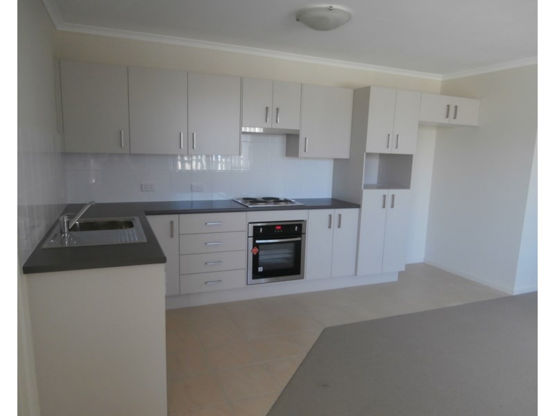 2/67A Sophia Road, Worrigee NSW 2540