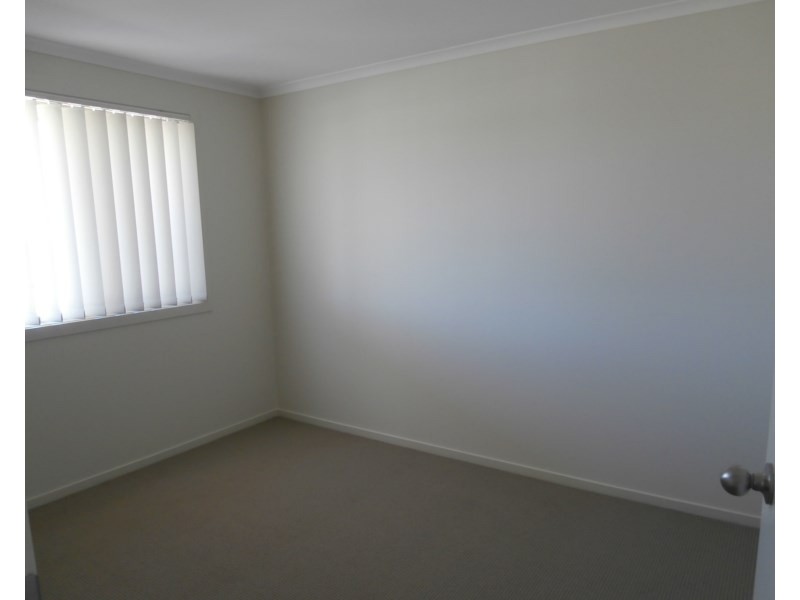 2/67A Sophia Road, Worrigee NSW 2540