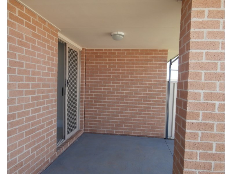 2/67A Sophia Road, Worrigee NSW 2540