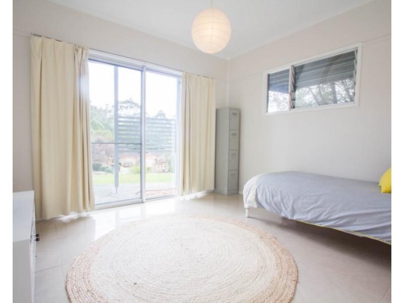 19 Nita Place, Bomaderry NSW 2541