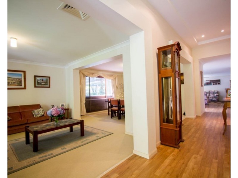 6 Lowana Close, Tapitallee NSW 2540