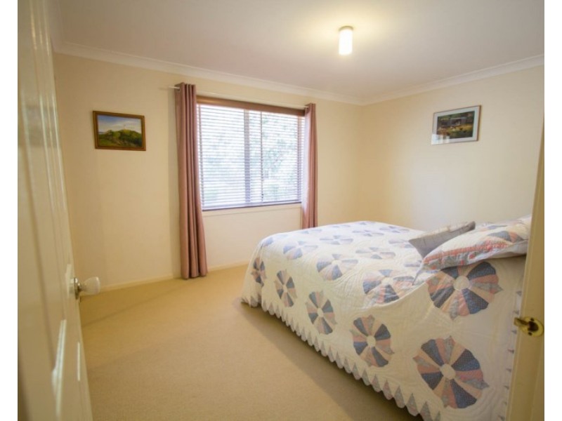 6 Lowana Close, Tapitallee NSW 2540