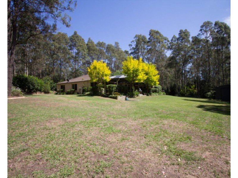 6 Lowana Close, Tapitallee NSW 2540