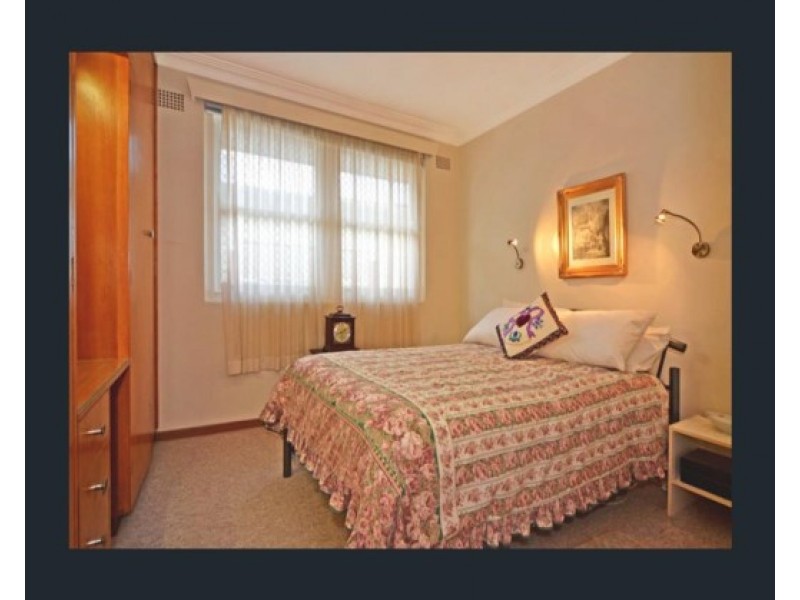 24 Junction Street, Nowra NSW 2541