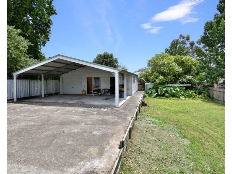 9 Dudley Avenue, Nowra NSW 2541