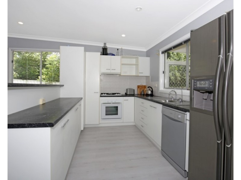 9 Dudley Avenue, Nowra NSW 2541