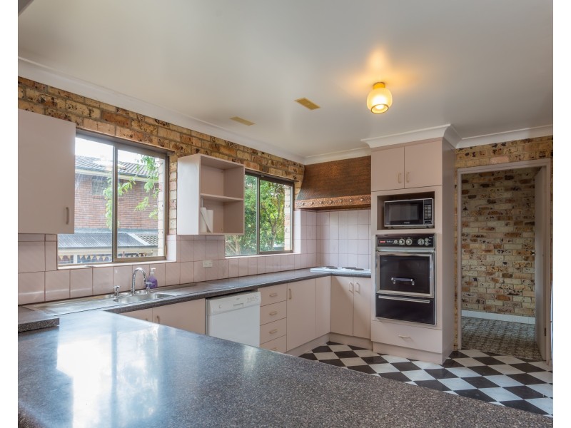 22 Philip Drive, North Nowra NSW 2541