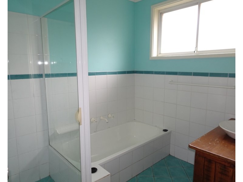 7 Ramsey Grove, Bomaderry NSW 2541