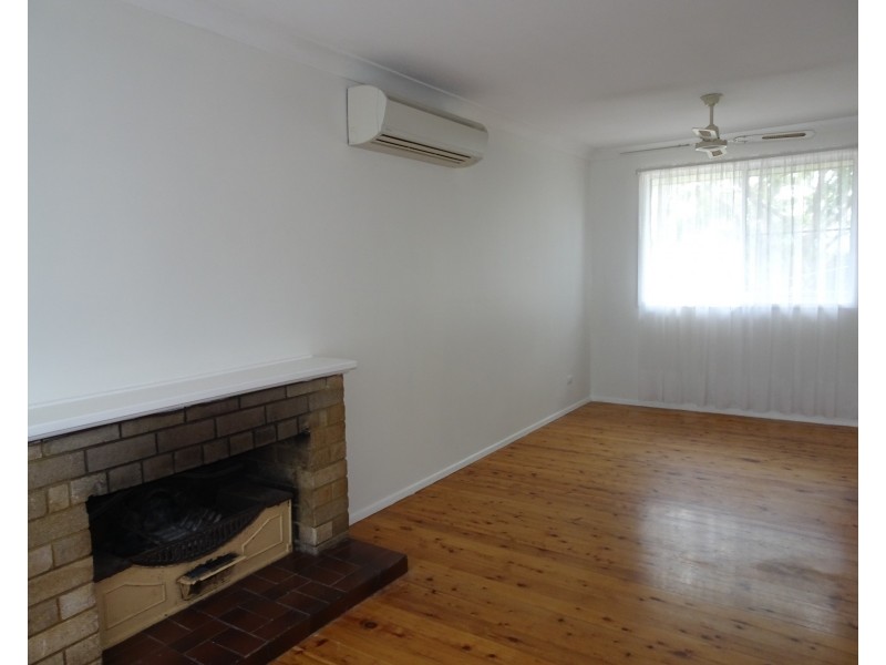 17 Elder Crescent, Nowra NSW 2541