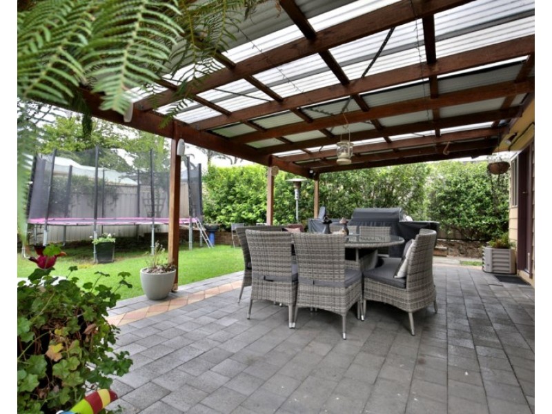 17 Karowa Street, Bomaderry NSW 2541