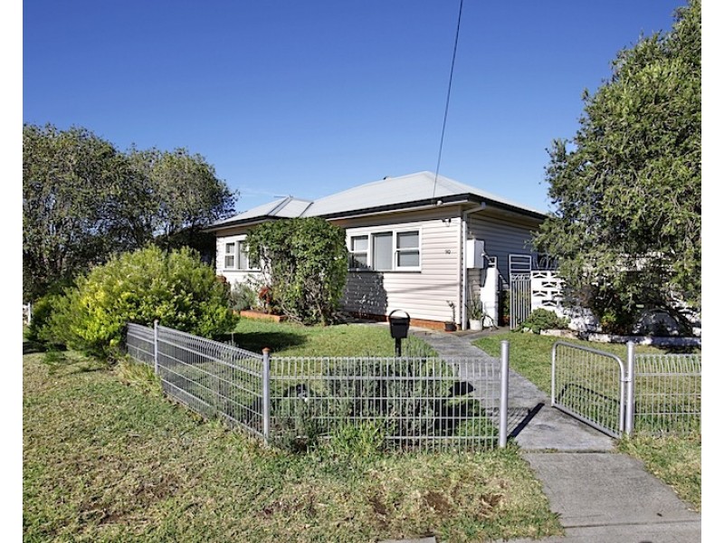 90 Jervis Street, Nowra NSW 2541