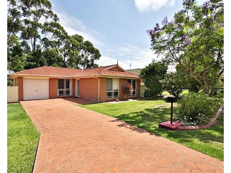 6 Olympic Drive, West Nowra NSW 2541