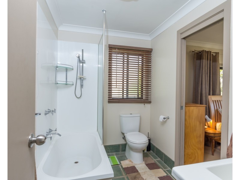 3 Coconut Drive, North Nowra NSW 2541