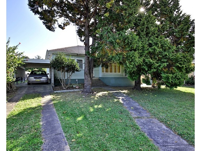 35 Osborne Street, Nowra NSW 2541
