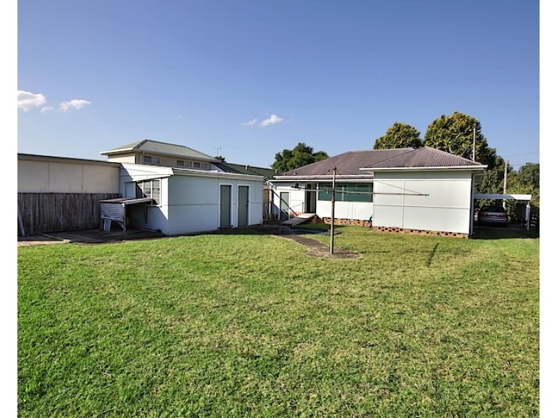35 Osborne Street, Nowra NSW 2541