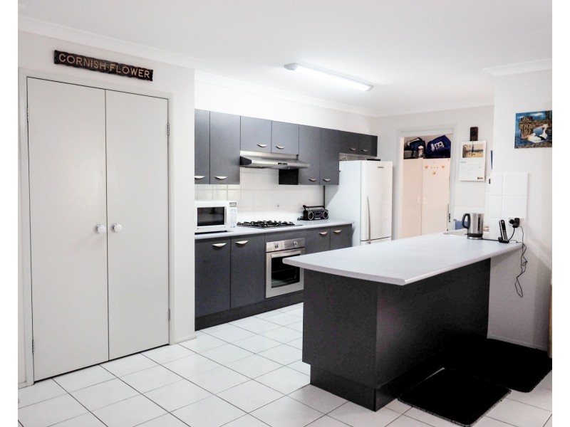 7 Kardella Avenue, Nowra NSW 2541