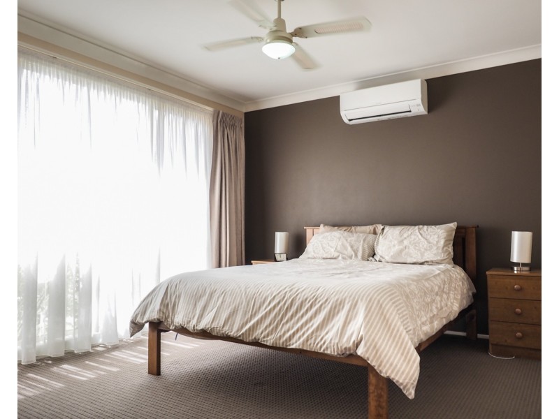 19 St James Crescent, Worrigee NSW 2540