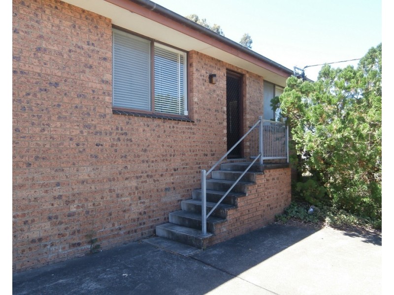 4/45 Brinawarr Street, Bomaderry NSW 2541