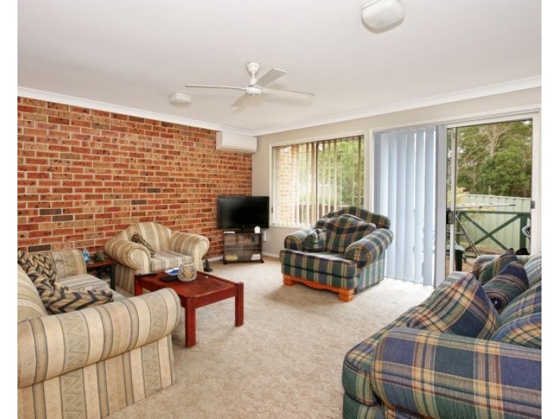 2/24 Bowada Street, Bomaderry NSW 2541