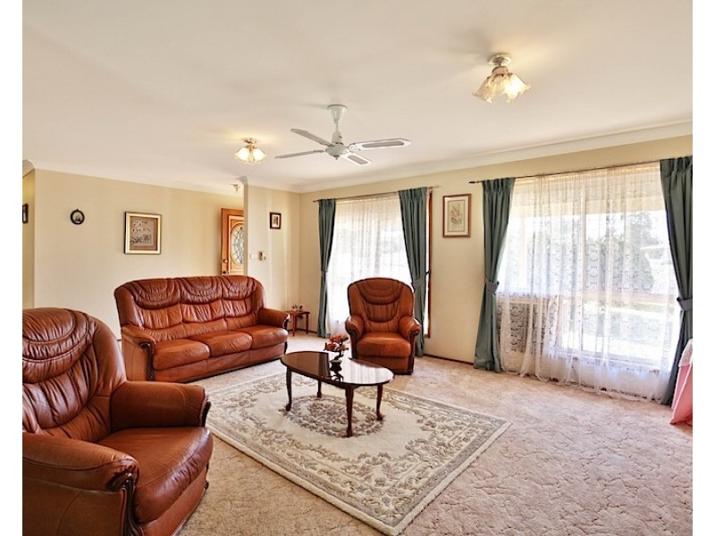 28 Isa Road, Worrigee NSW 2540