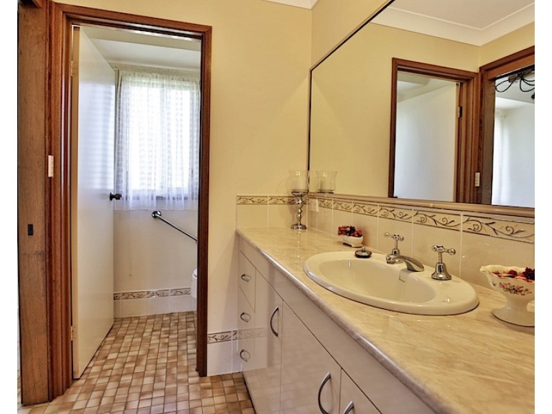 28 Isa Road, Worrigee NSW 2540