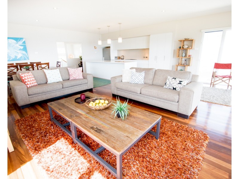 41 Beecroft Parade, Currarong NSW 2540