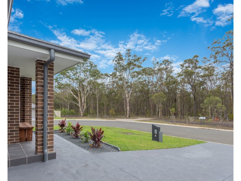 10 Alata Crescent, South Nowra NSW 2541