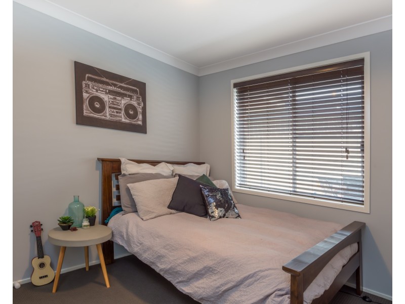 10 Alata Crescent, South Nowra NSW 2541