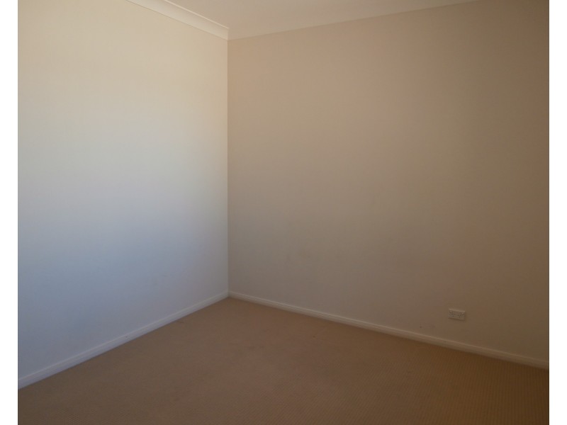 42 Sullivan Street, Worrigee NSW 2540