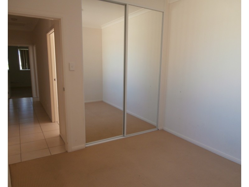 42 Sullivan Street, Worrigee NSW 2540