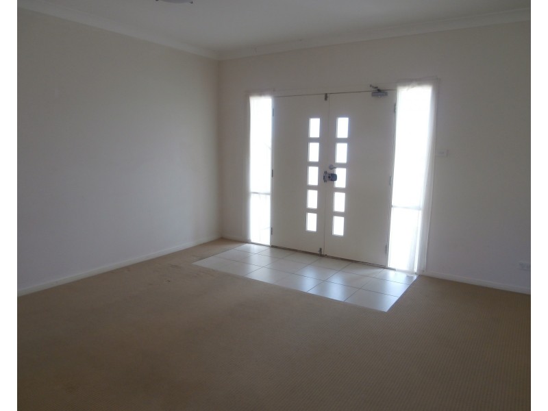 42 Sullivan Street, Worrigee NSW 2540