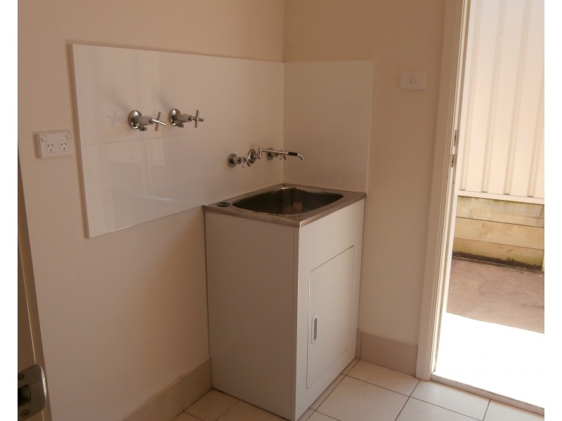 42 Sullivan Street, Worrigee NSW 2540
