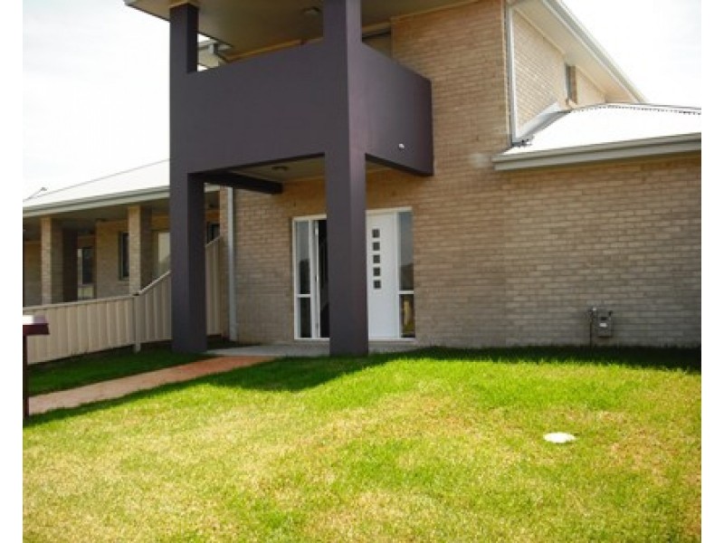 44 Sullivan Street, Worrigee NSW 2540