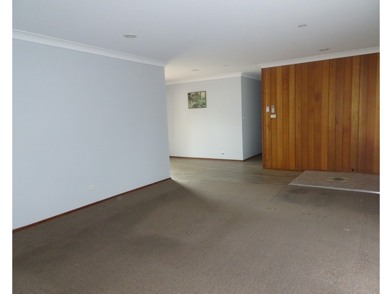 19 Pitt Street, North Nowra NSW 2541