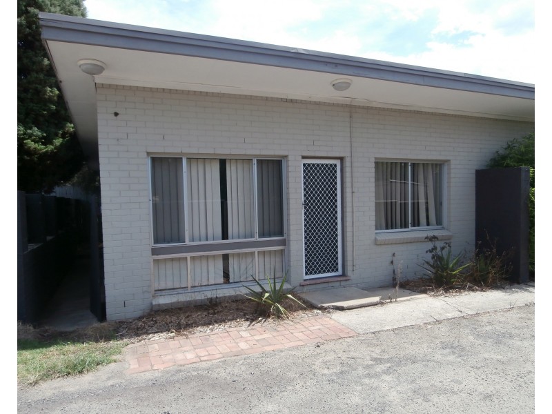 1/39 Albatross Road, Nowra NSW 2541