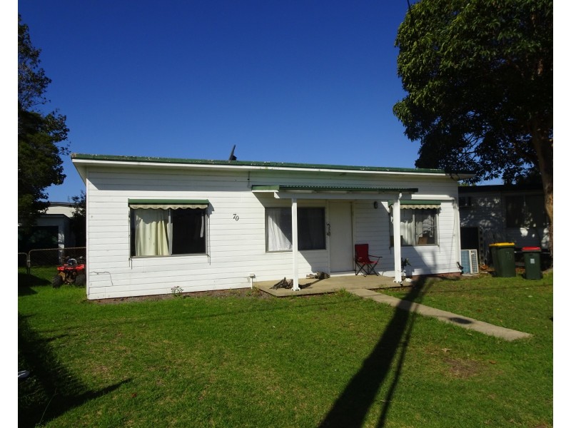 70 Greens Road, Greenwell Point NSW 2540