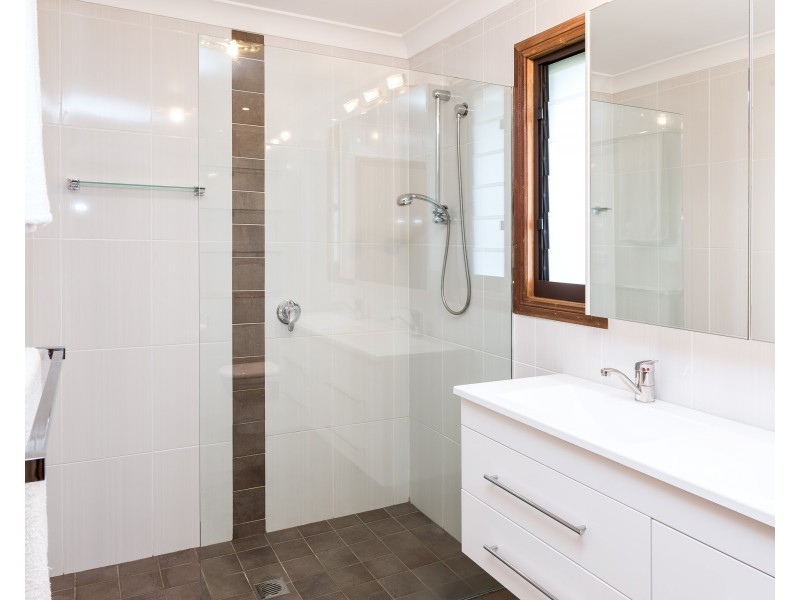 10 Moondara Drive, Bangalee NSW 2541