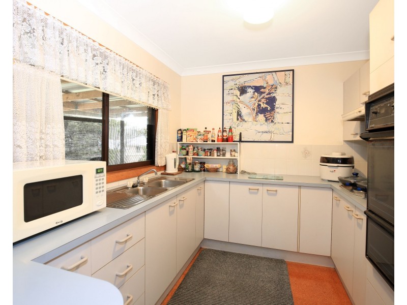 5 Garry Glen, West Nowra NSW 2541